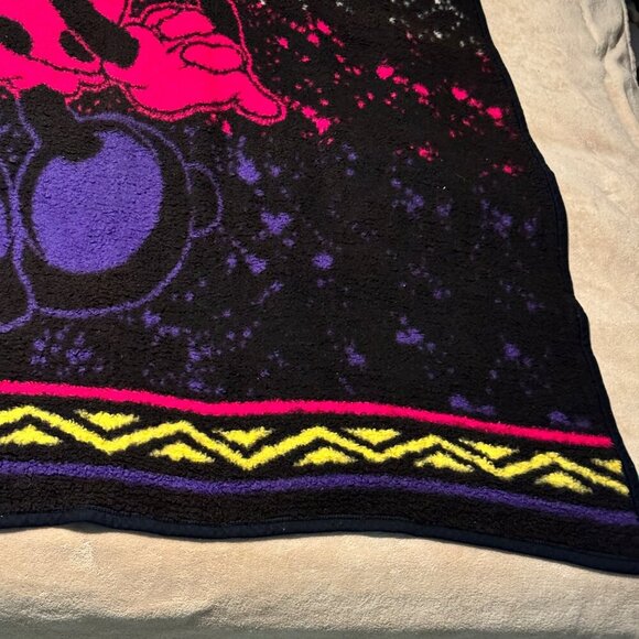 VINTAGE BIEDERLACK MINNIE MOUSE BLANKET pink purple black THROW DISNEY 52” x  68 - Picture 4 of 11